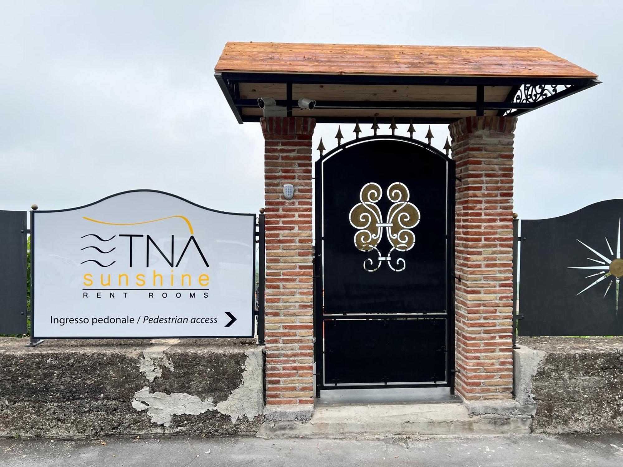 Etna Sunshine Rent Rooms Puntalazzo Екстер'єр фото